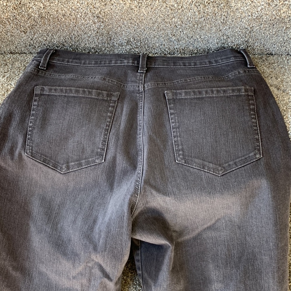 GV Gray Stretch Amanda Mid Rise Straight Leg Jeans Size 14S - Picture 6 of 7